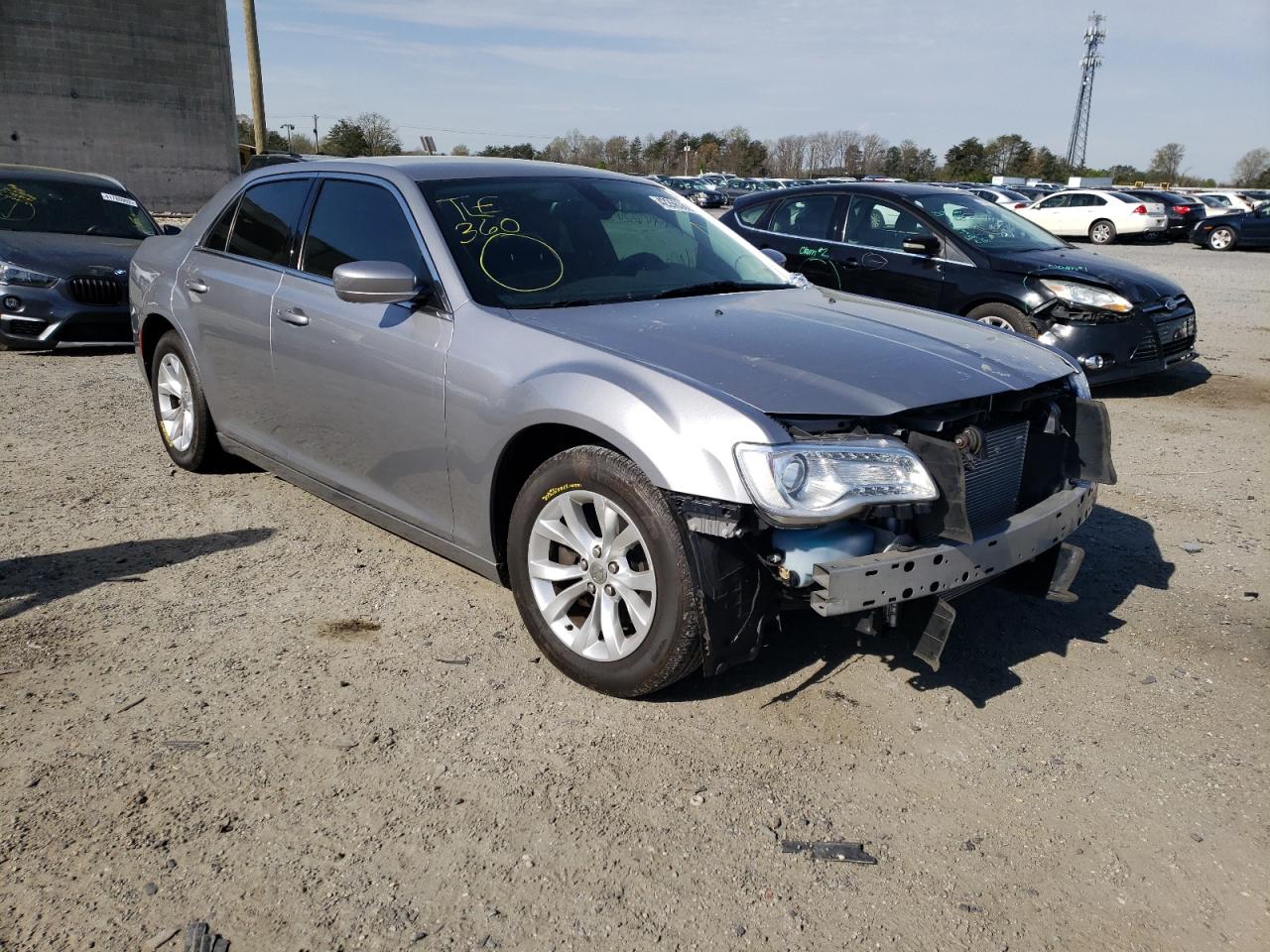 CHRYSLER 300 LIMITE 2016 with VIN 2C3CCAAG5GH189485 - Photo from auction