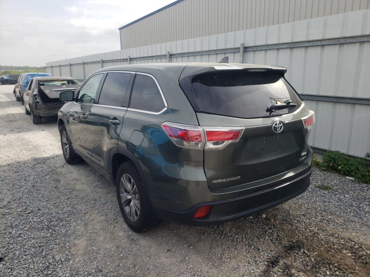 Photo 3 from auction – 2014 TOYOTA HIGHLANDER with VIN 5TDBKRFH4ES019756