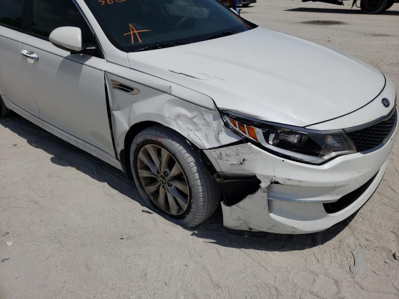 Photo 9 from auction – 2018 KIA OPTIMA LX with VIN 5XXGT4L36JG252192