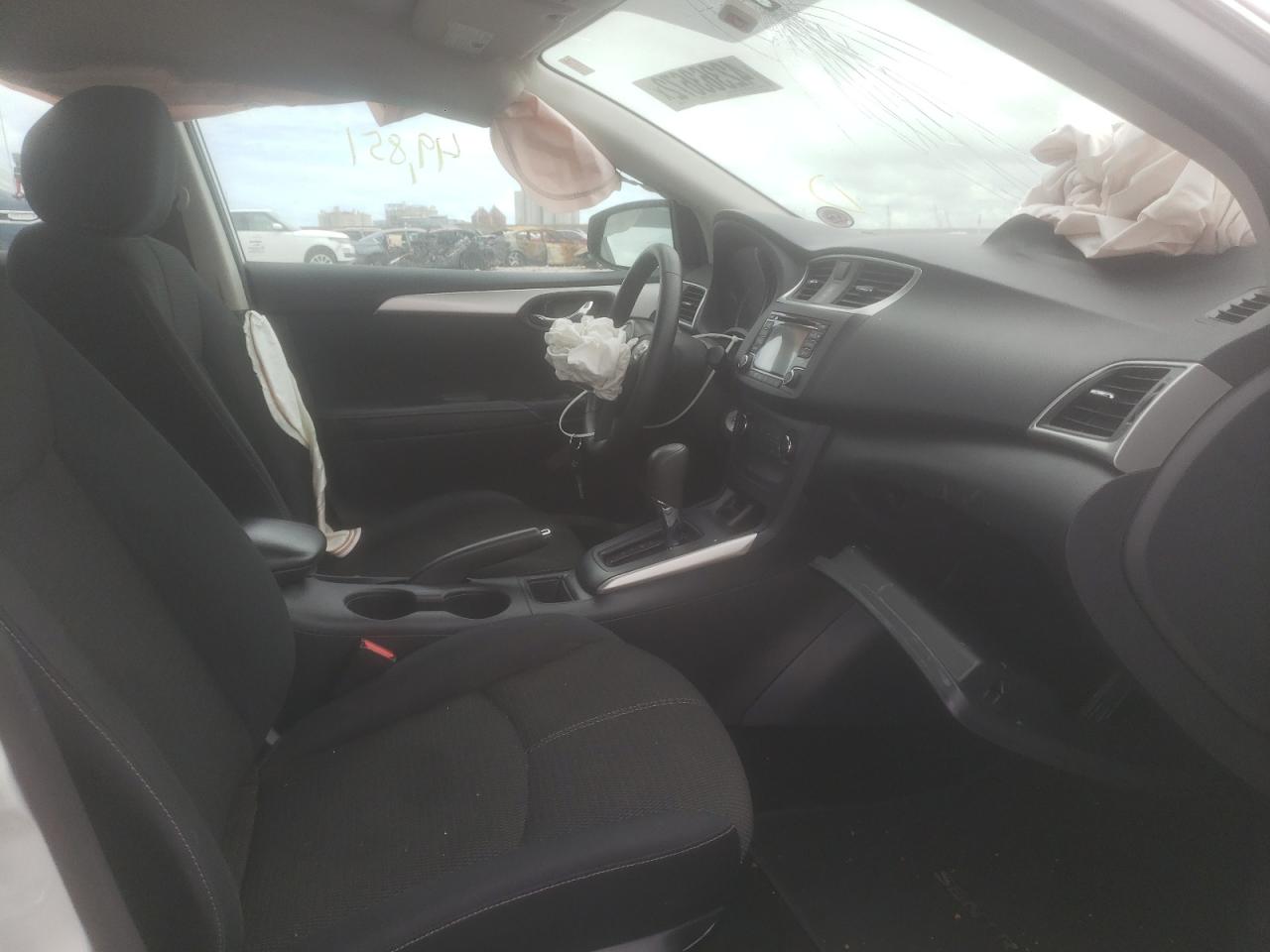Photo 5 from auction – 2018 NISSAN SENTRA S with VIN 3N1AB7AP0JY210935