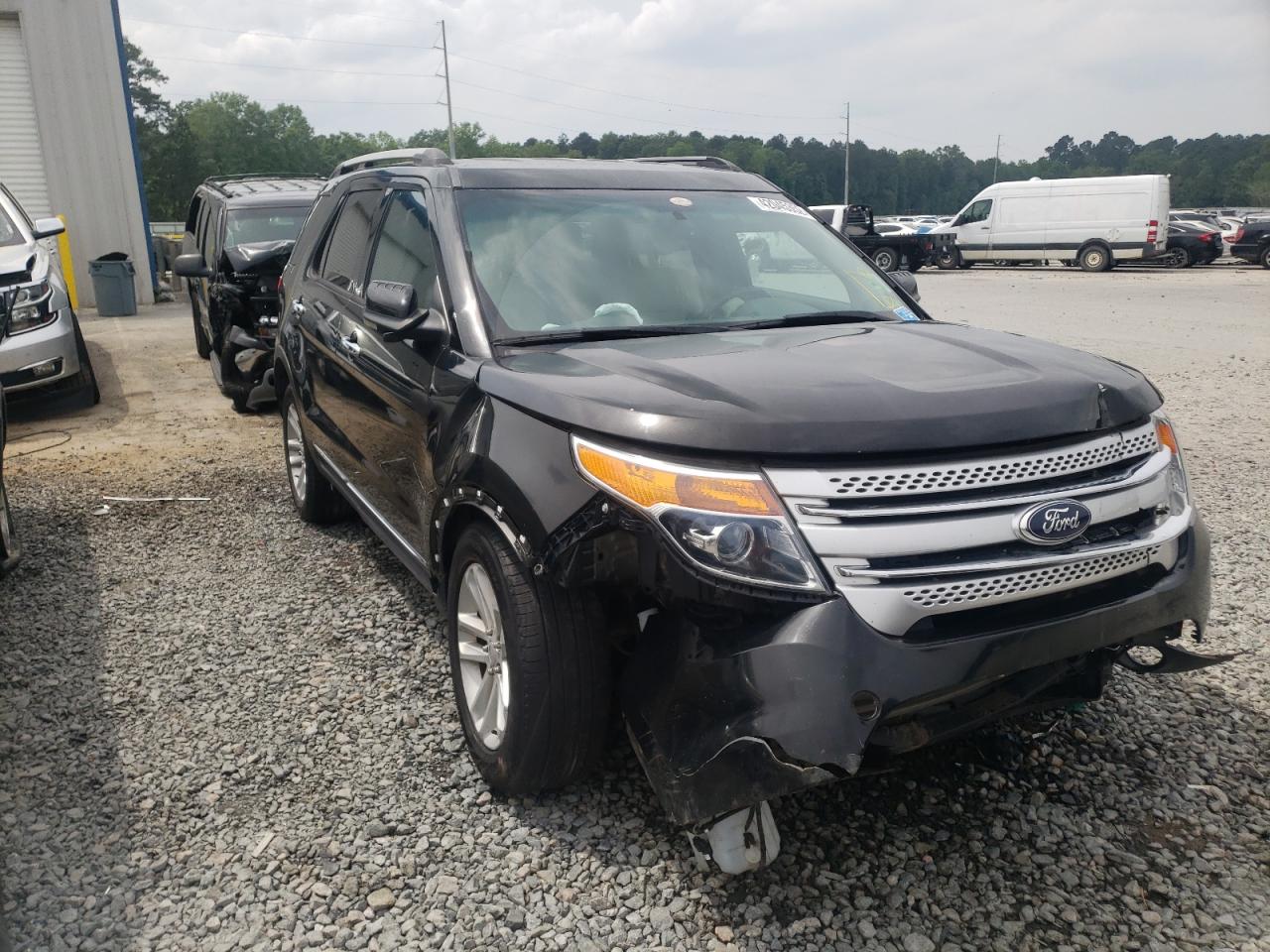 FORD EXPLORER X 2013 with VIN 1FM5K7D86DGA76257 - Photo from auction