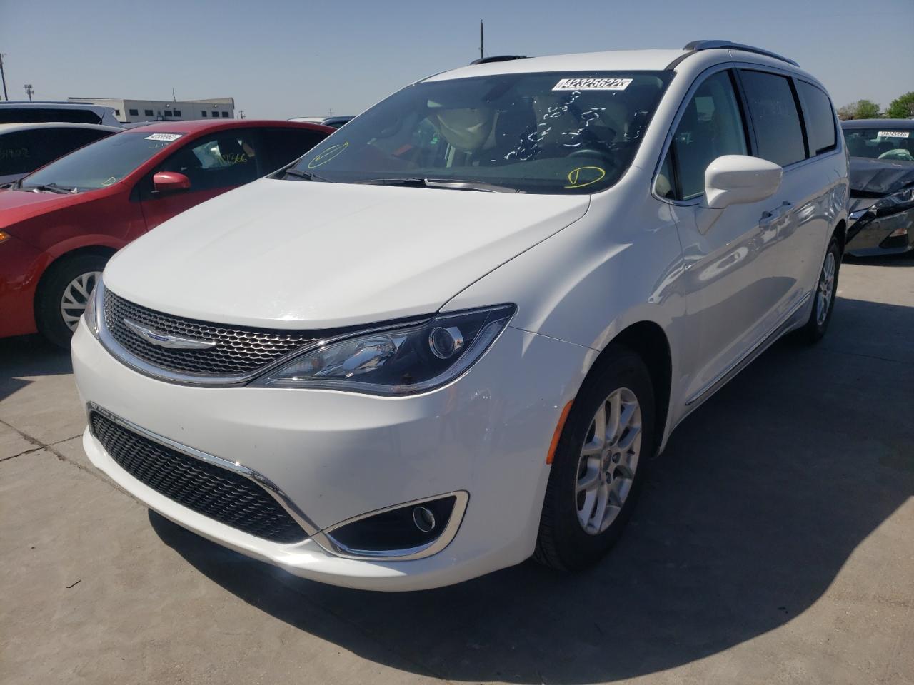 Photo 2 from auction – 2020 CHRYSLER PACIFICA T with VIN 2C4RC1BG0LR205083