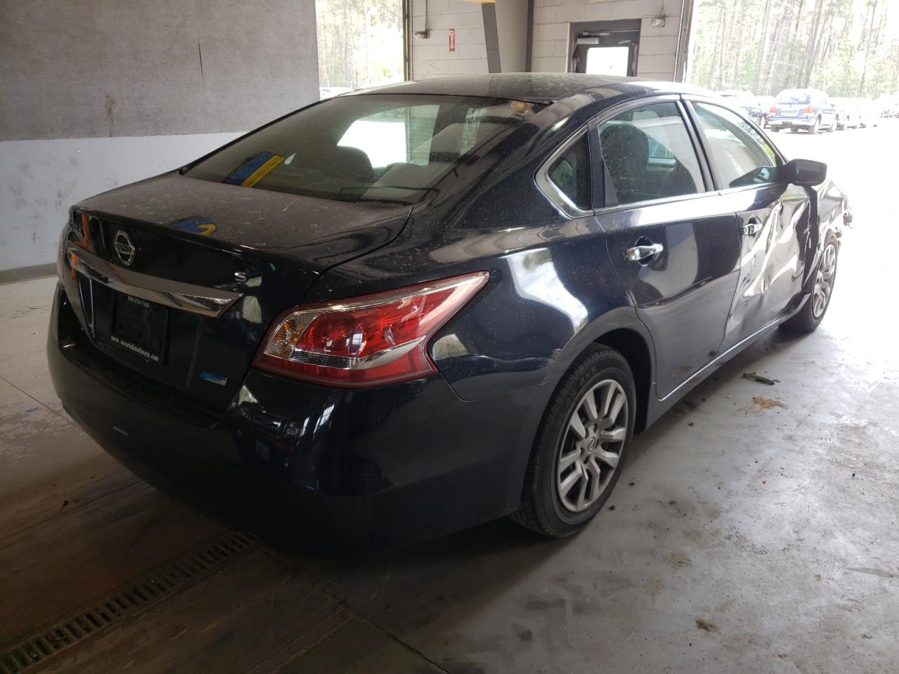 Photo 4 from auction – 2013 NISSAN ALTIMA 2.5 with VIN 1N4AL3AP8DN455315