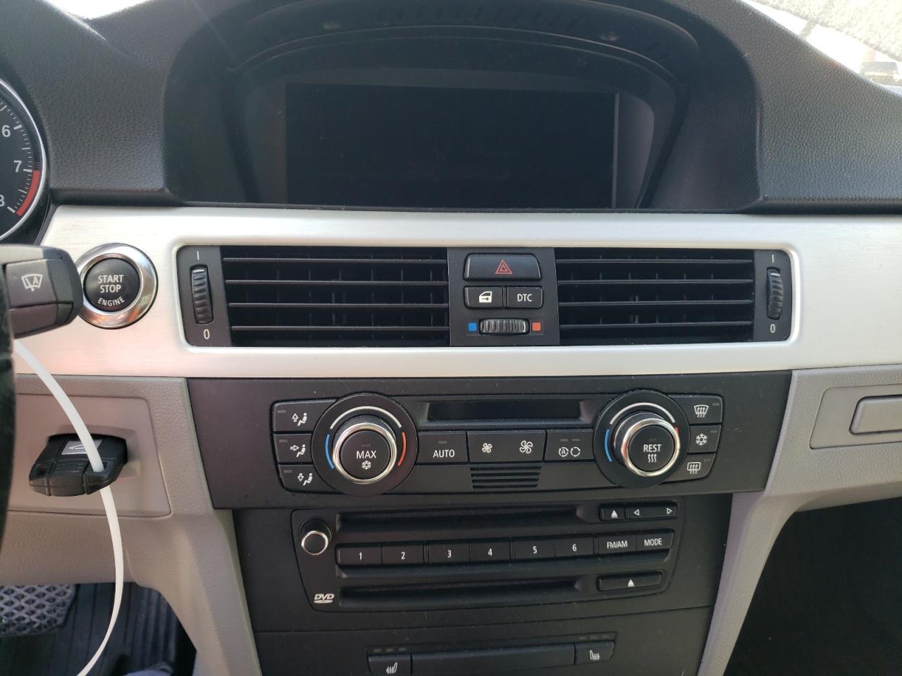 Photo 9 from auction – 2007 BMW 335 I with VIN WBAWB73567P036682