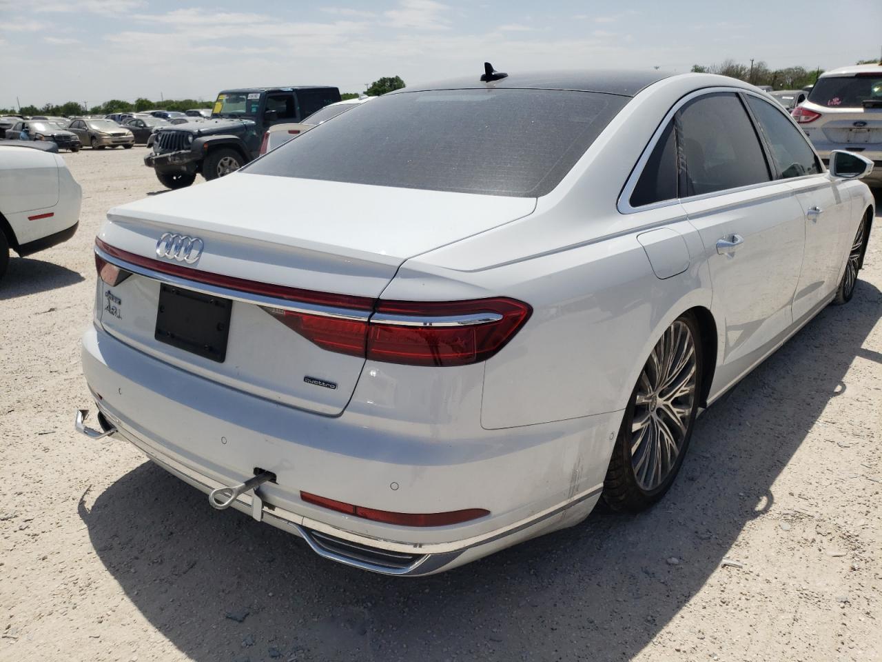 Photo 4 from auction – 2021 AUDI A8 L with VIN WAU8DAF81MN023819