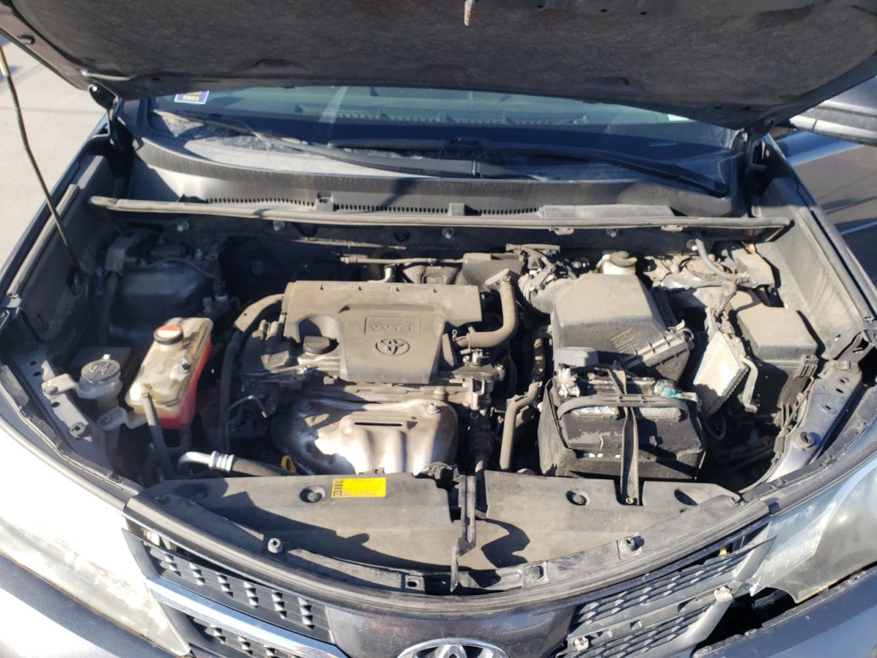 Фото 7 с аукциона – 2014 TOYOTA RAV4 LE с VIN JTMBFREV7ED080719