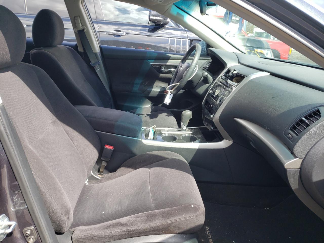 Photo 5 from auction – 2013 NISSAN ALTIMA 2.5 with VIN 1N4AL3AP1DN571441