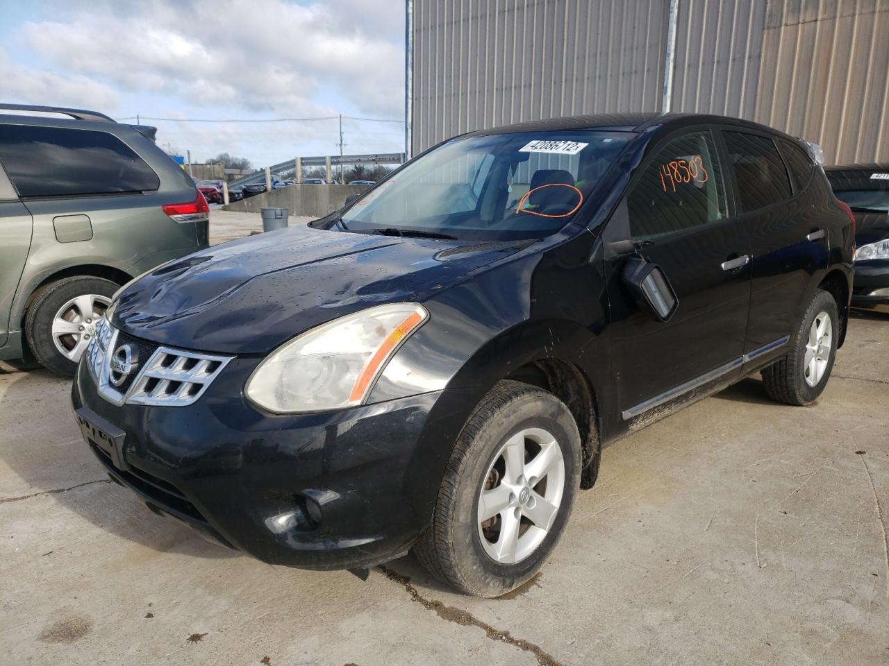Photo 2 from auction – 2013 NISSAN ROGUE S with VIN JN8AS5MT3DW553216