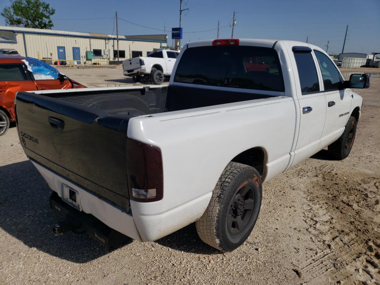 صورة رقم 4 من المزاد - 2004 DODGE RAM 2500 S مع VIN 3D7KA28D54G177577