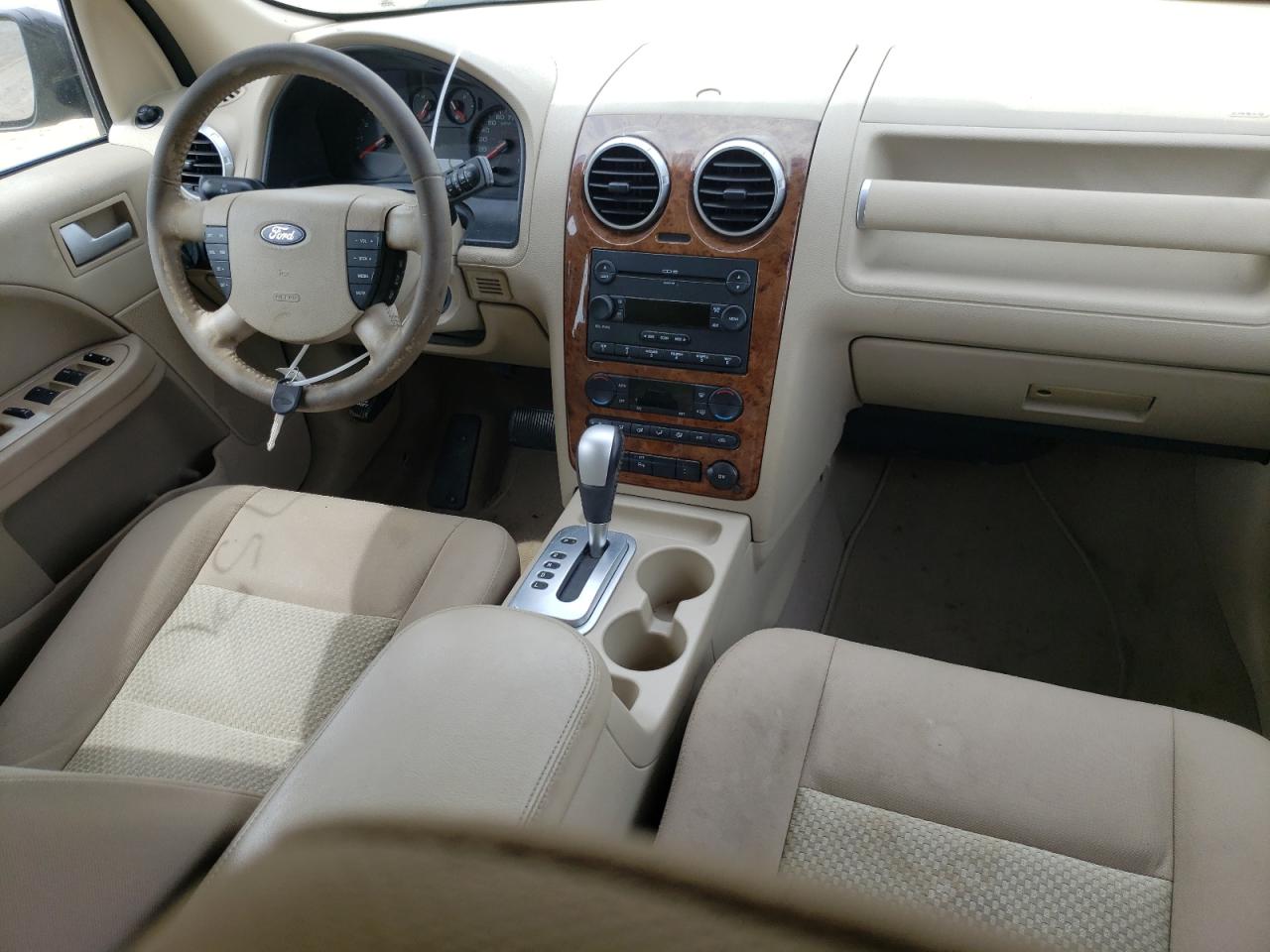 Photo 9 from auction – 2007 FORD FREESTYLE with VIN 1FMDK02147GA01912