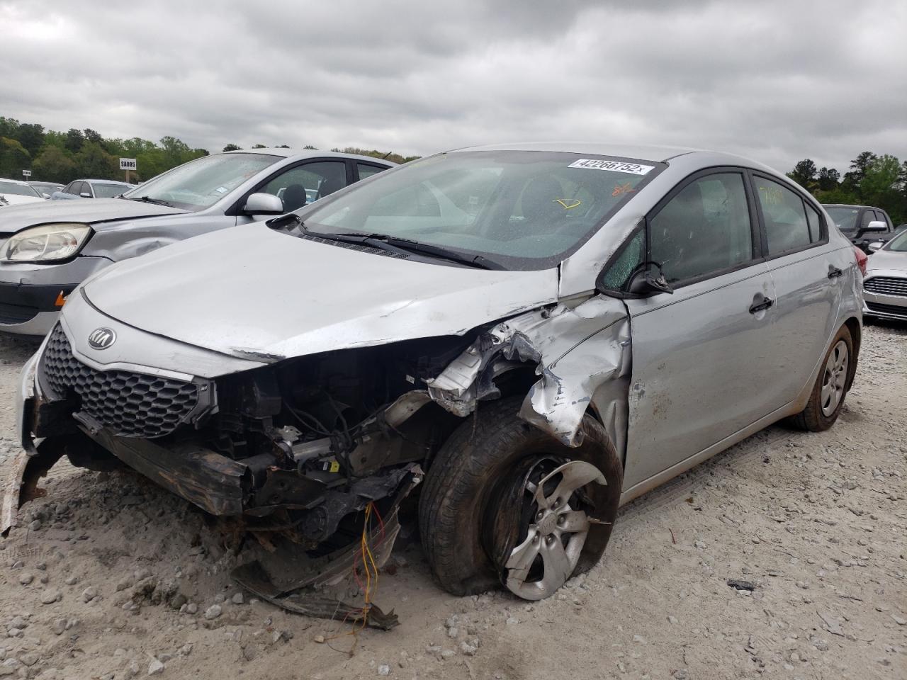 Photo 2 from auction – 2016 KIA FORTE LX with VIN KNAFK4A68G5551088