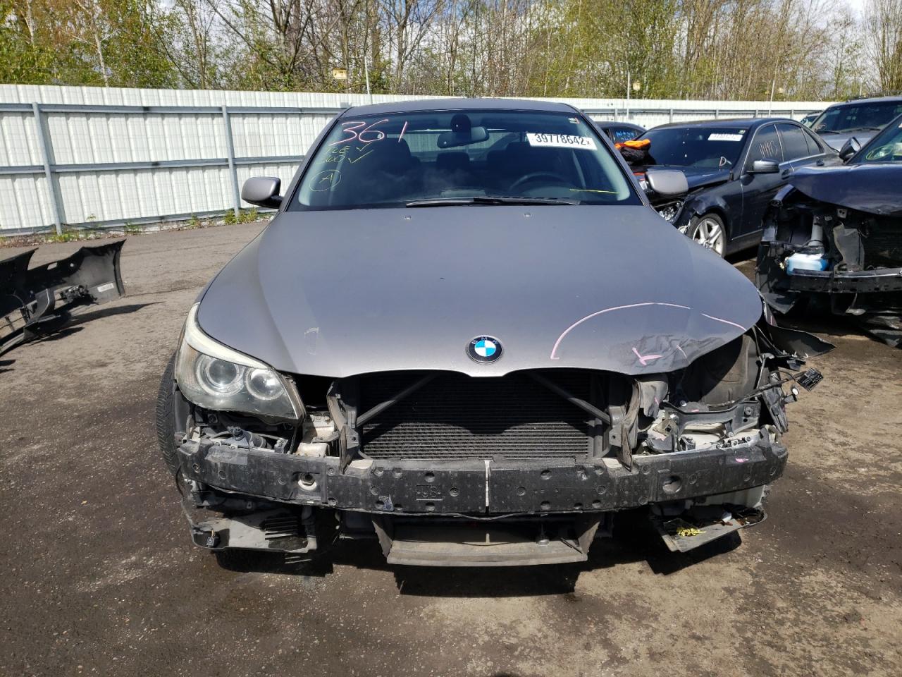 Photo 9 from auction – 2007 BMW 530 I with VIN WBANE73507B996693