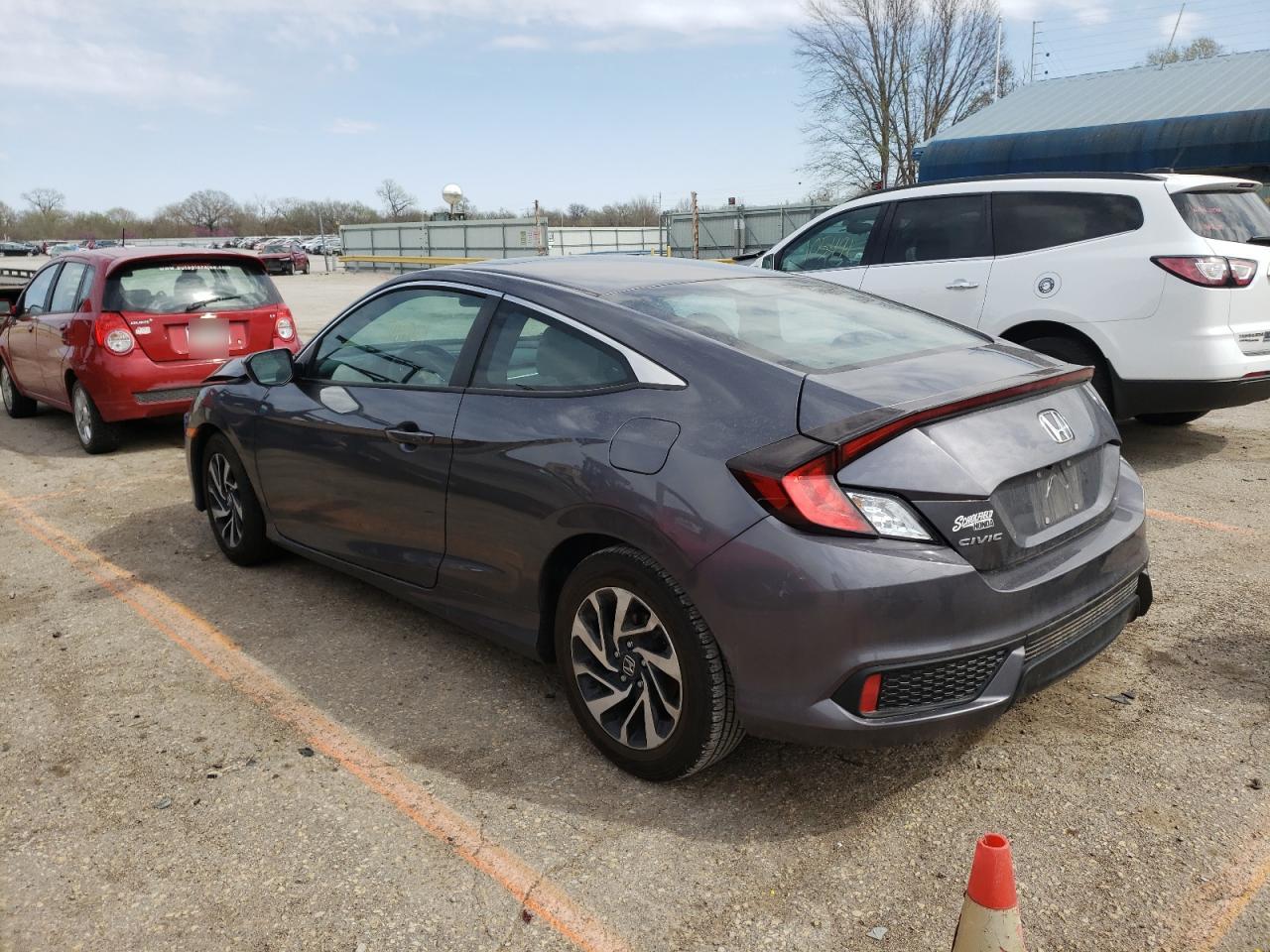 Photo 3 from auction – 2016 HONDA CIVIC LX with VIN 2HGFC4B05GH304003
