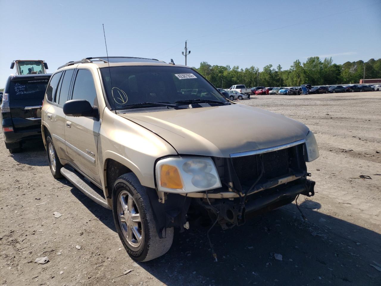 GMC ENVOY 2006 with VIN 1GKDT13S862272275 - Photo from auction