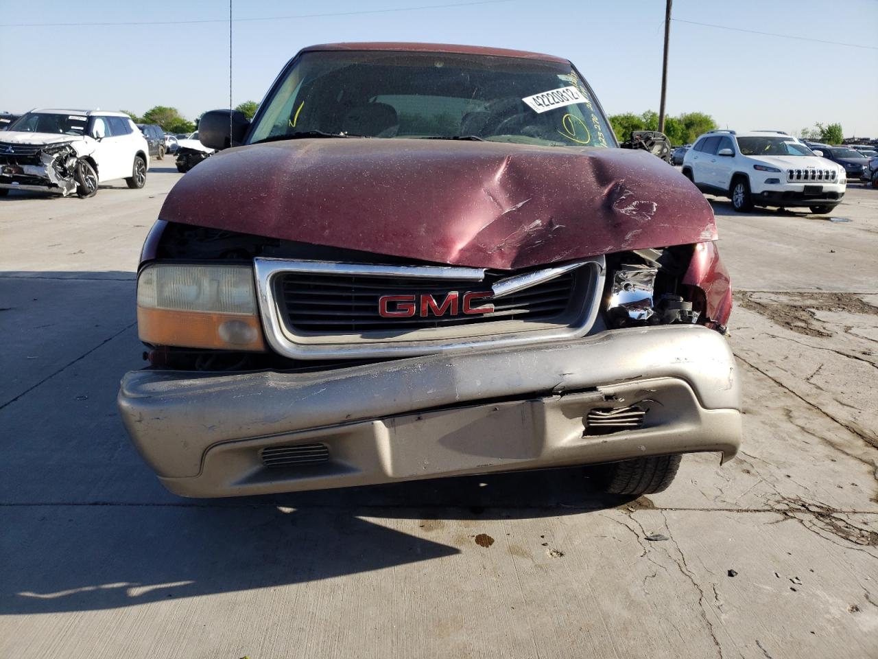 Photo 9 from auction – 2000 GMC JIMMY with VIN 1GKCS13W3Y2142344
