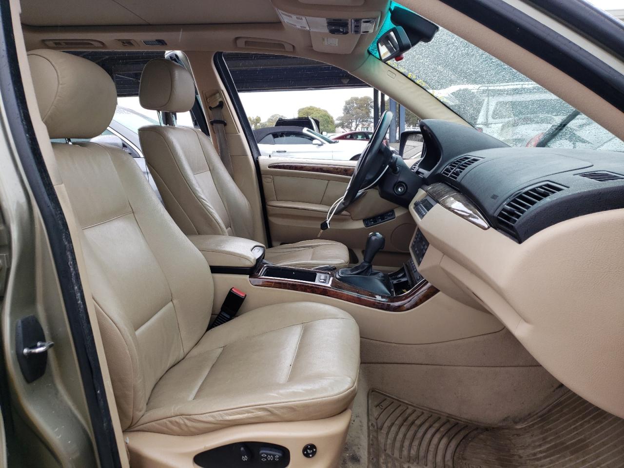 Фото 5 с аукциона – 2005 BMW X5 3.0I с VIN 5UXFA13565LY15344