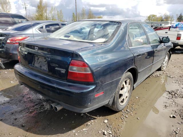 Photo 4 from auction – 1994 HONDA ACCORD LX with VIN JHMCD5547RC019390