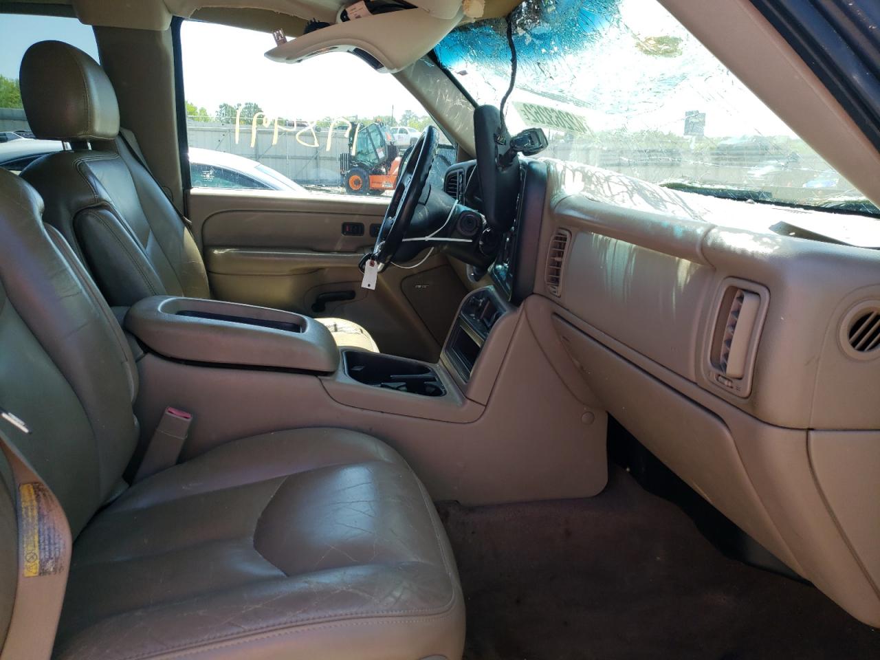 Photo 5 from auction – 2006 CHEVROLET SILVERADO with VIN 1GCEK19T76Z146872