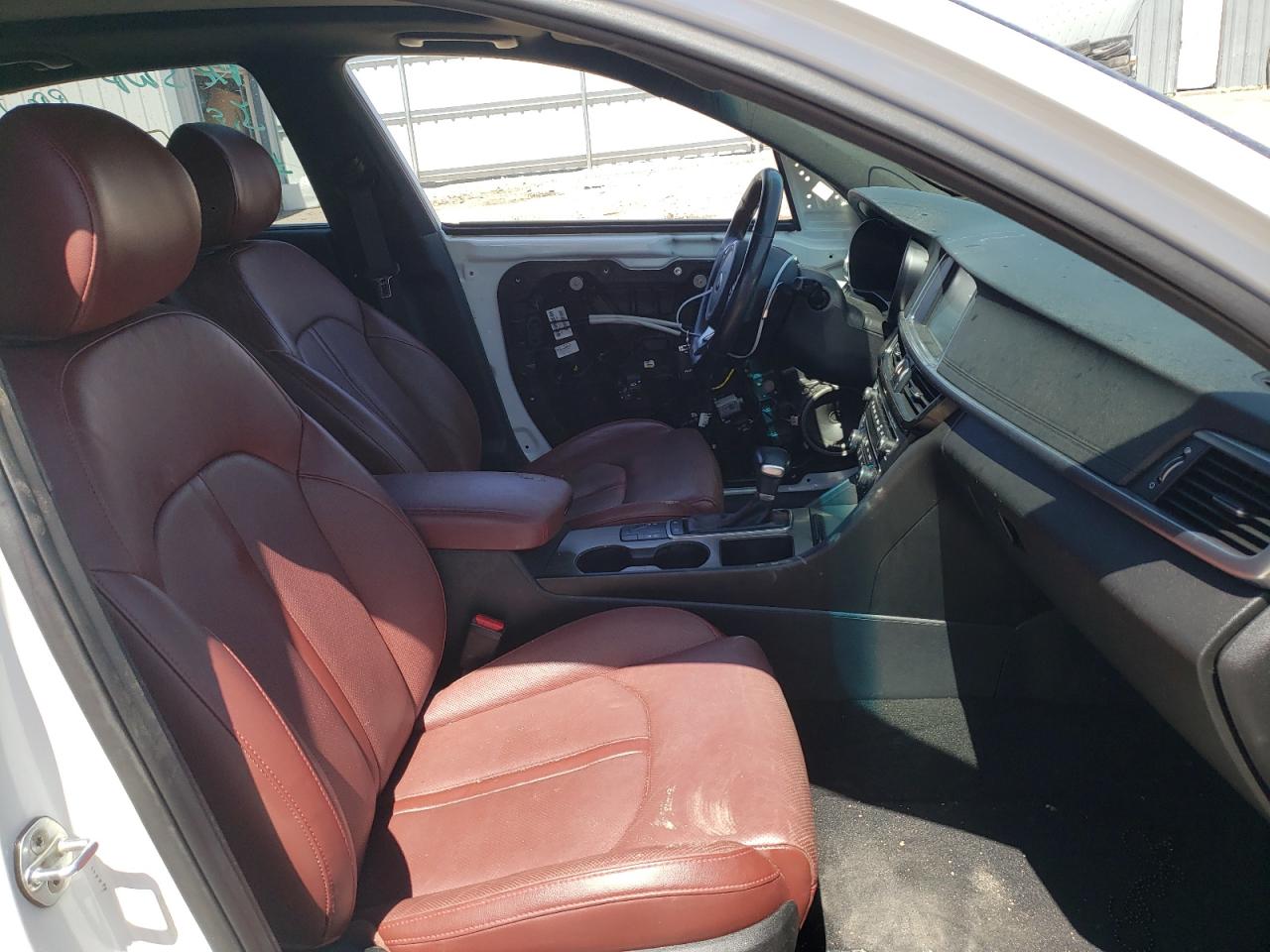 Photo 5 from auction – 2016 KIA OPTIMA SX with VIN 5XXGW4L28GG016294