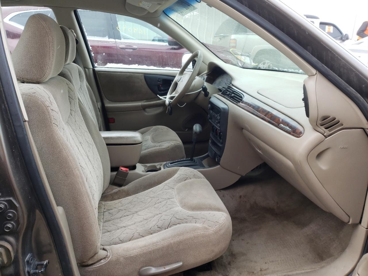 Photo 5 from auction – 2002 CHEVROLET MALIBU LS with VIN 1G1NE52J72M615918