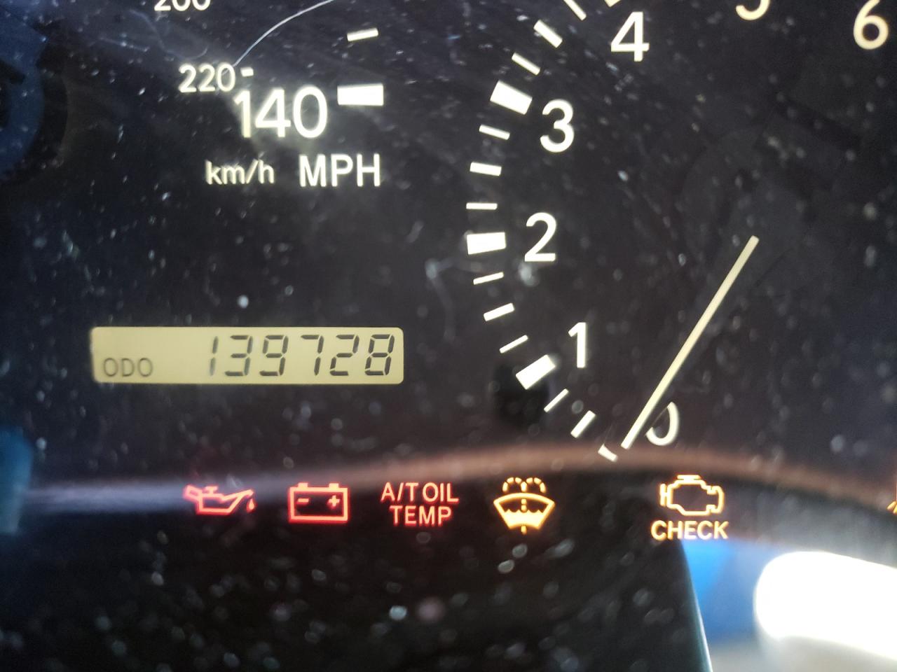 Zdjęcie 8 z aukcji – 2002 LEXUS RX 300 z VIN JTJGF10U320141568