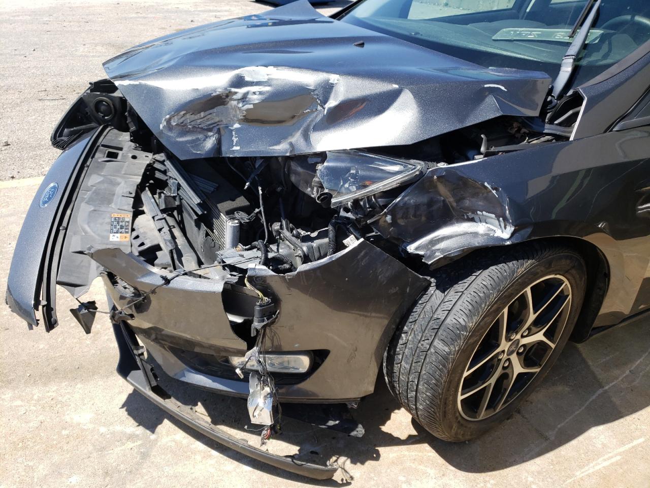 Photo 9 from auction – 2017 FORD FOCUS SEL with VIN 1FADP3H22HL228487