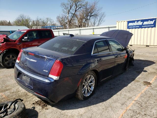Photo 4 from auction – 2017 CHRYSLER 300 LIMITE with VIN 2C3CCAAG7HH609927