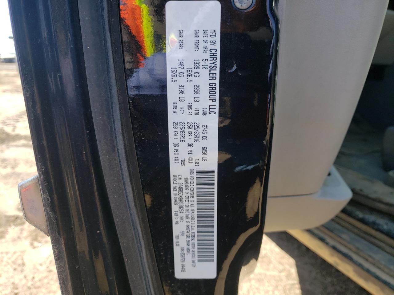 Photo 10 from auction – 2010 CHRYSLER TOWN & COU with VIN 2A4RR5DX8AR338264