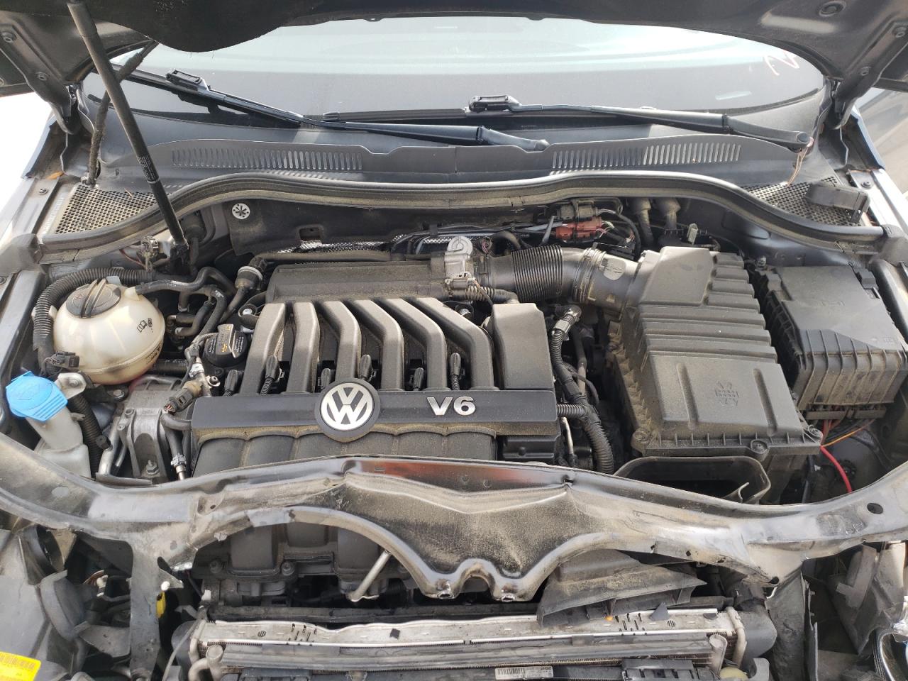 Photo 7 from auction – 2012 VOLKSWAGEN CC VR6 4MO with VIN WVWGU7AN3CE547051