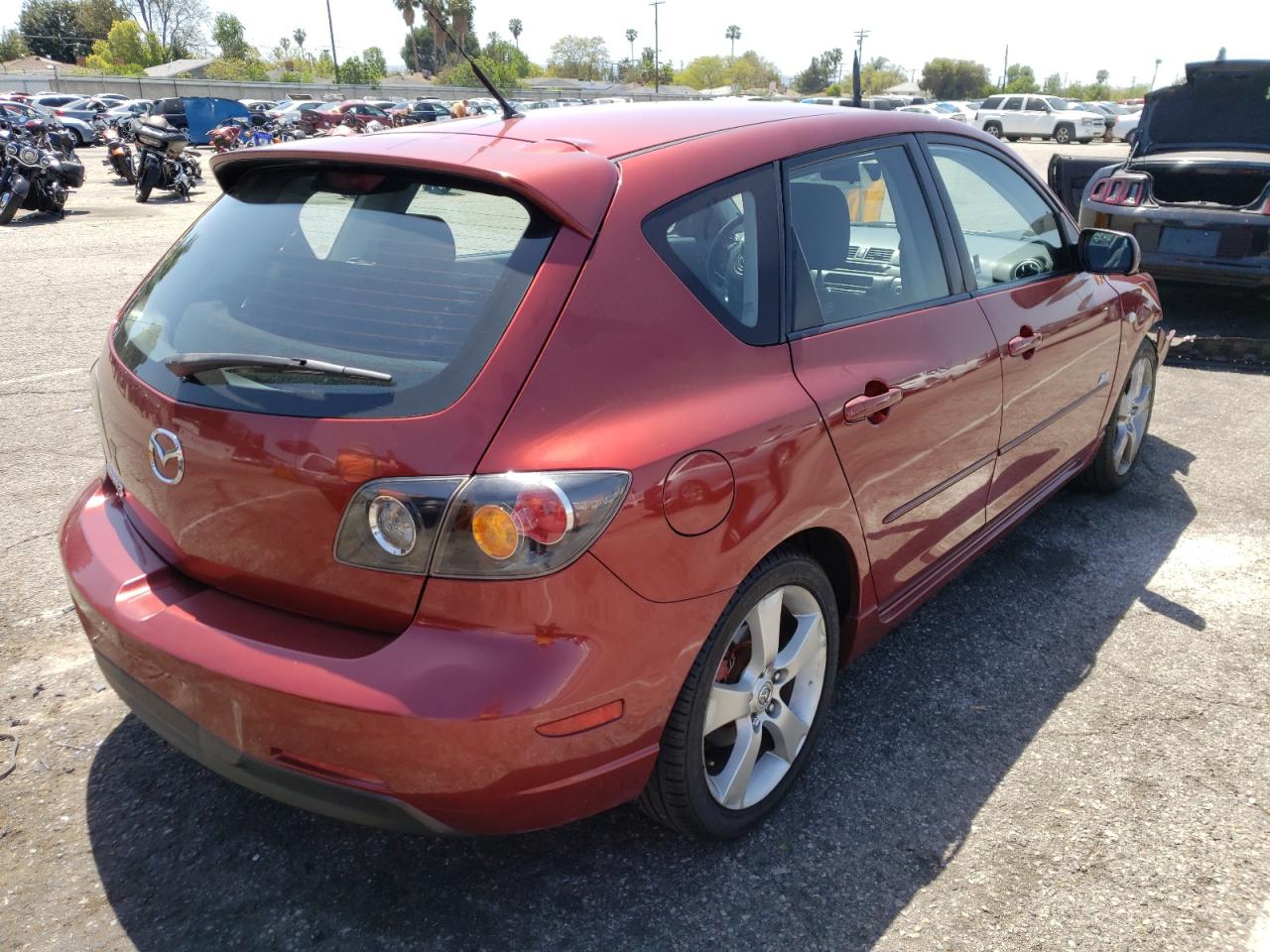 Photo 4 from auction – 2006 MAZDA 3 HATCHBAC with VIN JM1BK344161459350