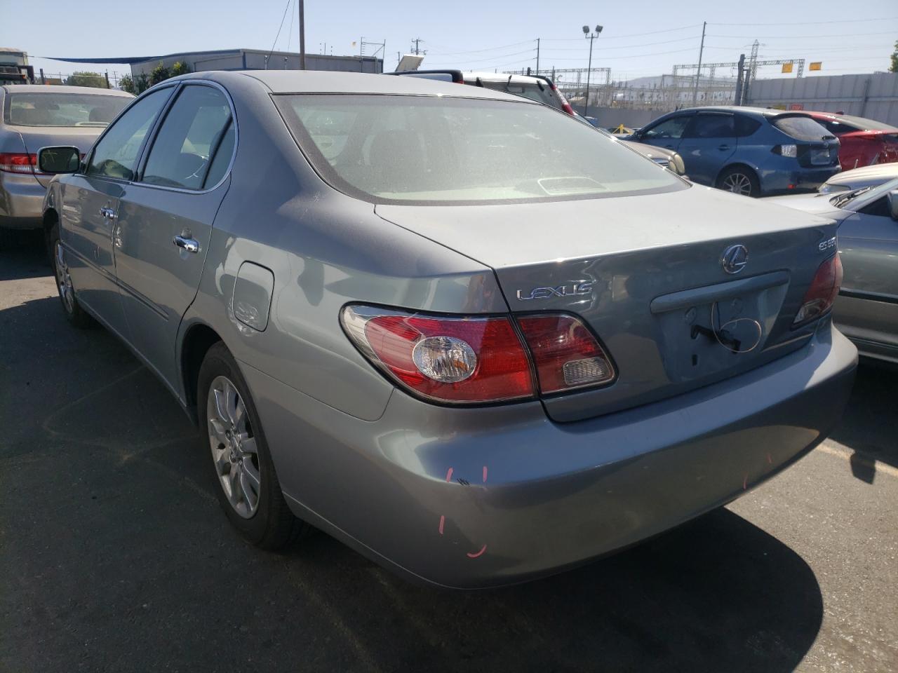 Photo 15 from auction – 2004 LEXUS ES 330 with VIN JTHBA30G445046278