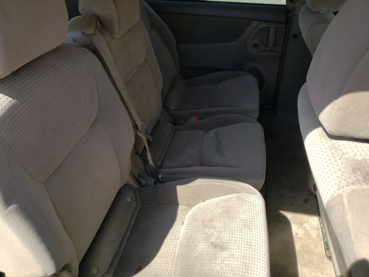 Photo 6 from auction – 2007 TOYOTA SIENNA CE with VIN 5TDZK23C77S075756