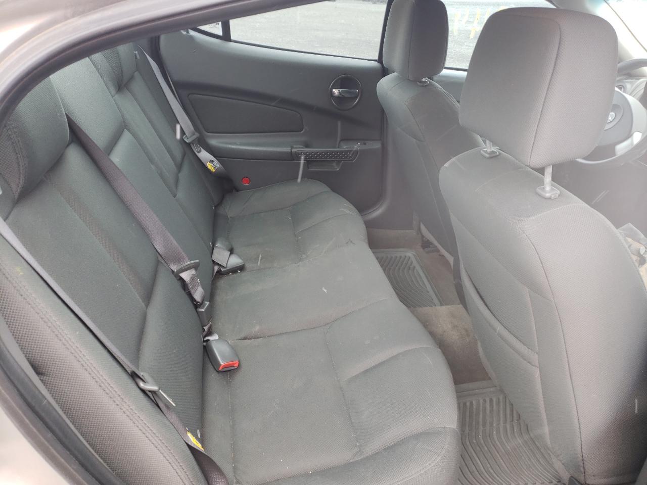 Photo 6 from auction – 2004 PONTIAC GRAND PRIX with VIN 2G2WP522941195435