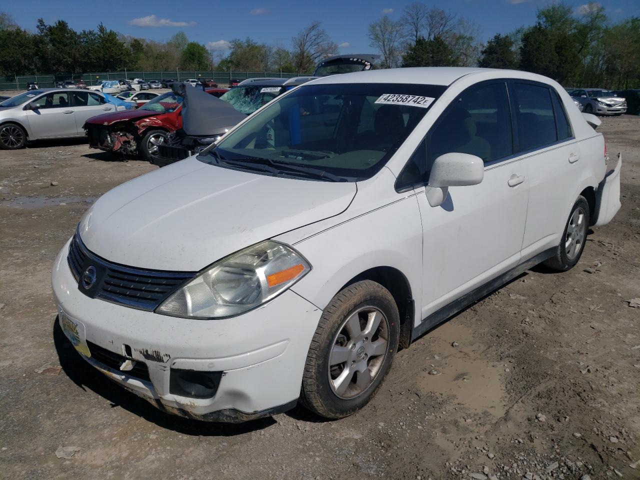 Photo 2 from auction – 2009 NISSAN VERSA S with VIN 3N1BC11E39L351388
