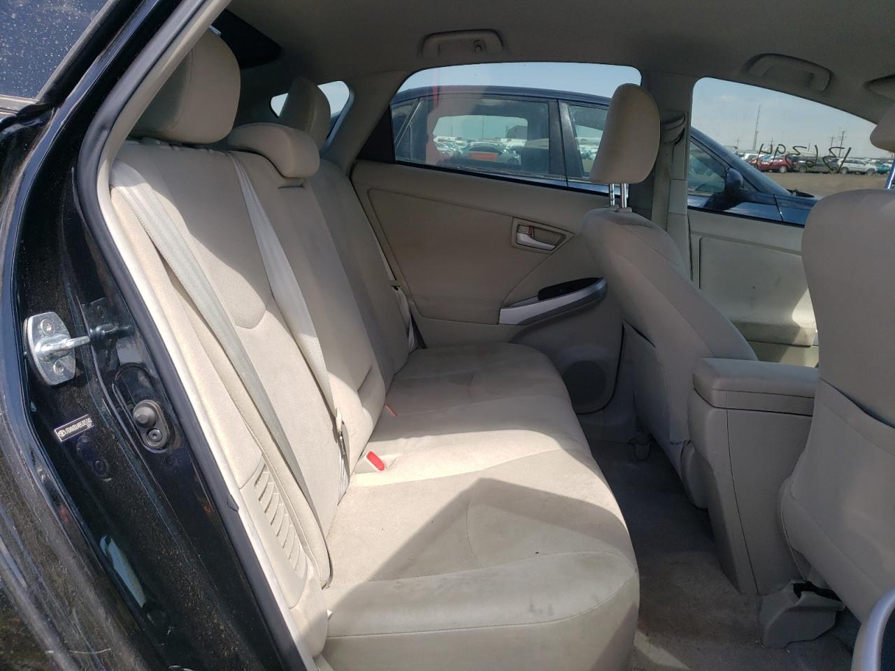 Photo 6 from auction – 2011 TOYOTA PRIUS with VIN JTDKN3DU4B5305340