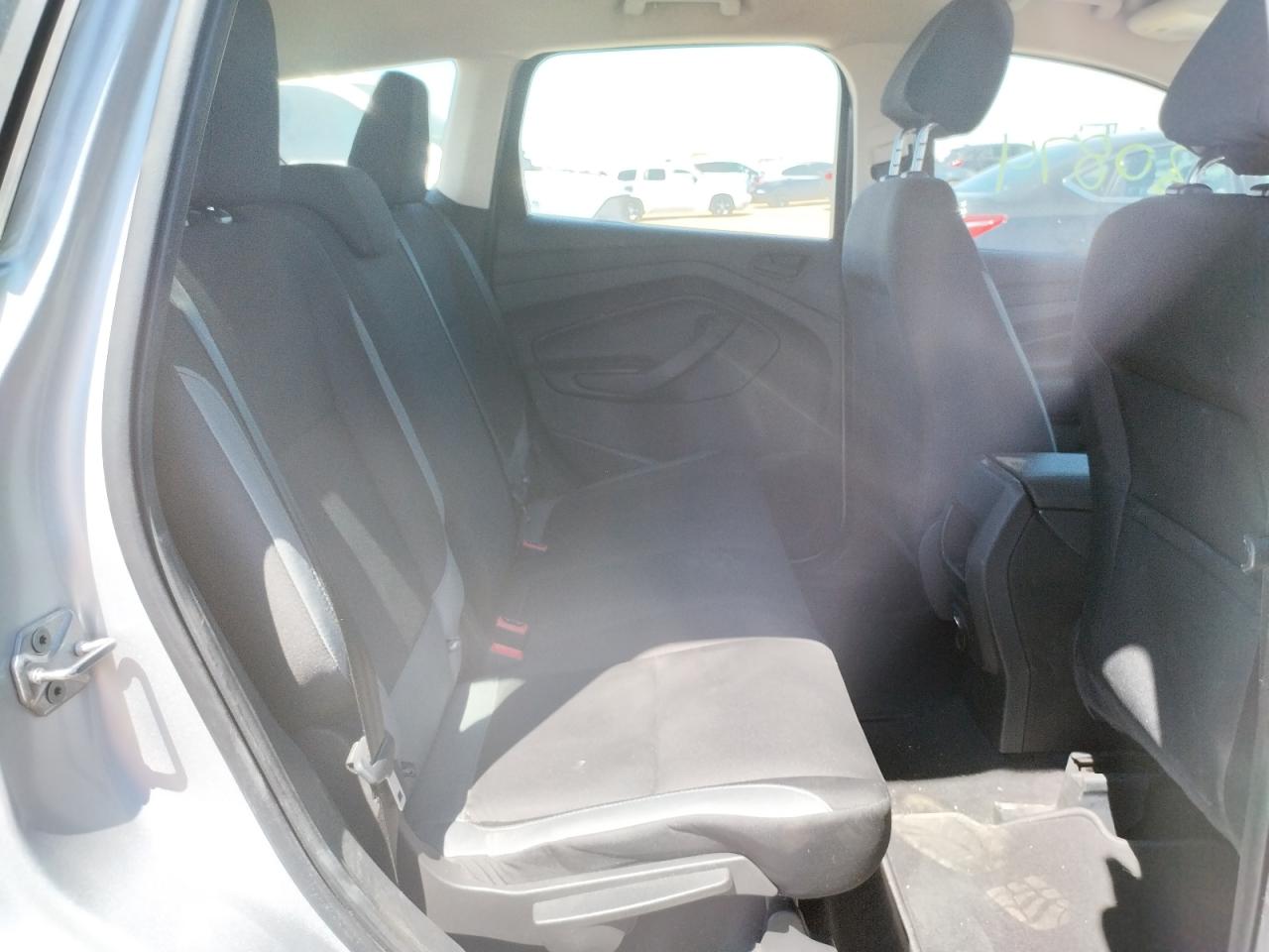 Photo 6 from auction – 2016 FORD ESCAPE S with VIN 1FMCU0F71GUB88922