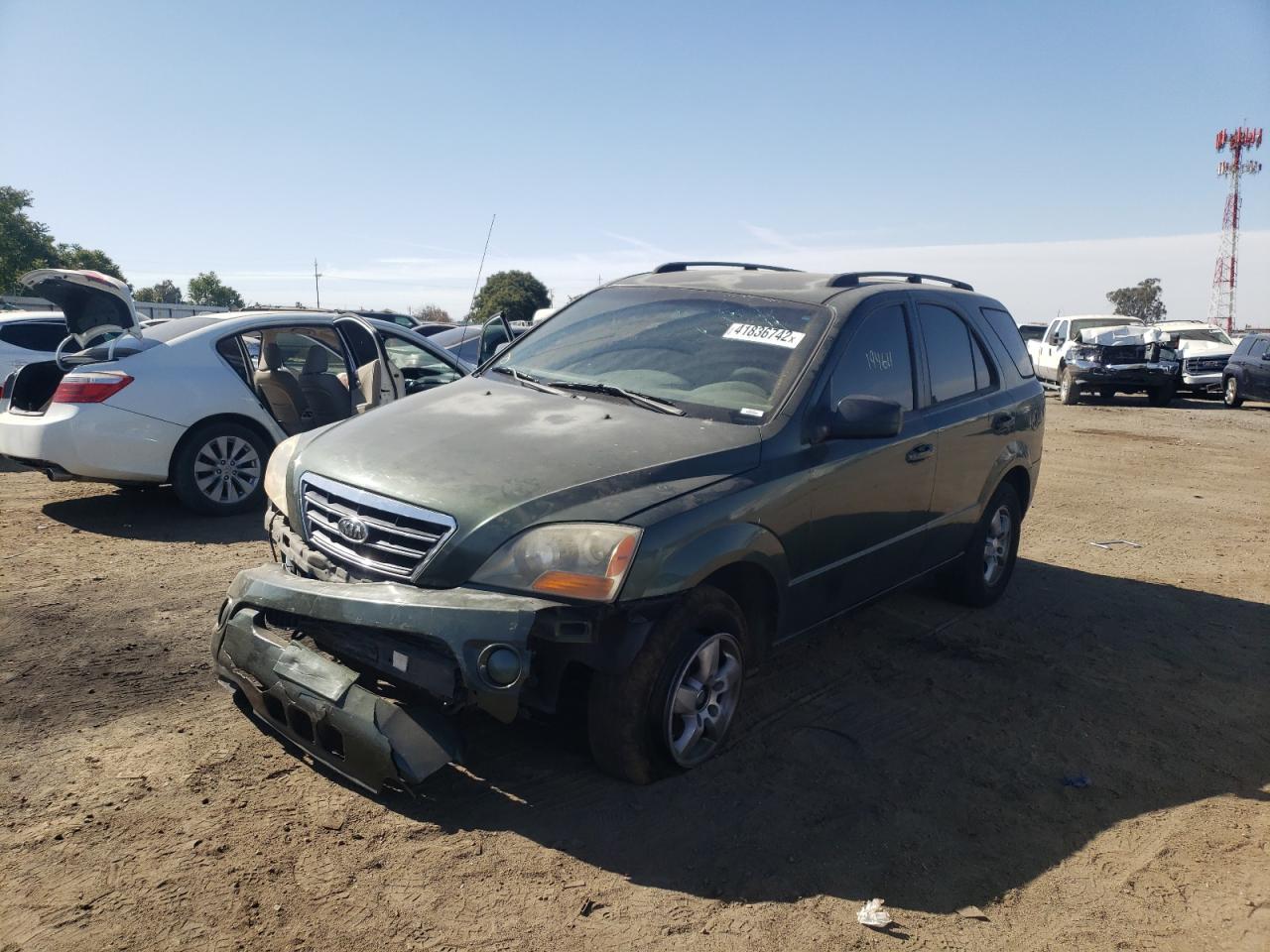 Photo 2 from auction – 2007 KIA SORENTO EX with VIN KNDJD736475671072