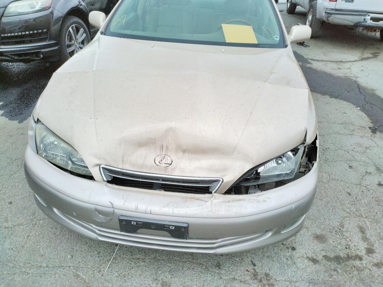 Photo 9 from auction – 2001 LEXUS ES 300 with VIN JT8BF28G010328975