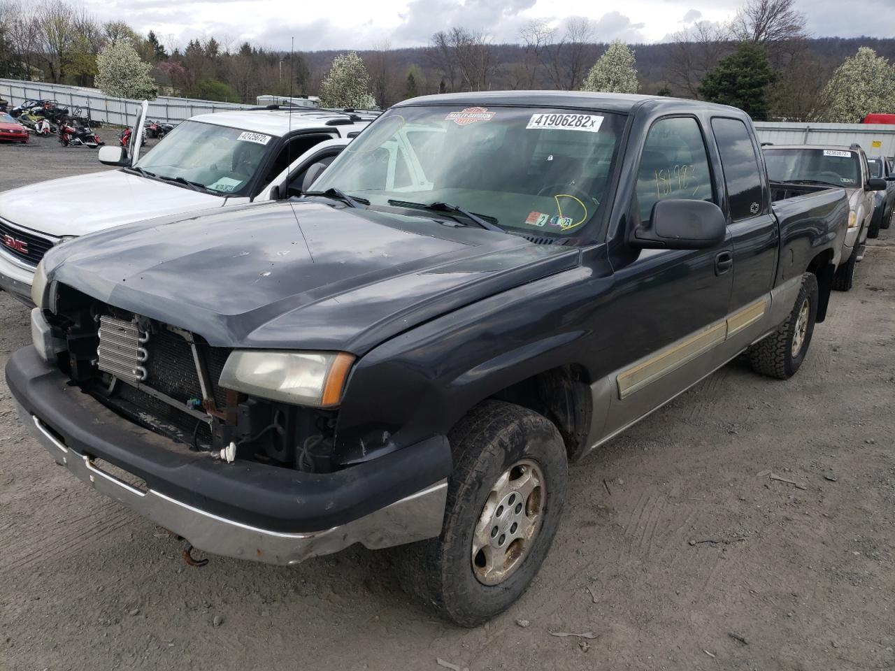 Photo 2 from auction – 2003 CHEVROLET SILVERADO with VIN 2GCEK19T231295775