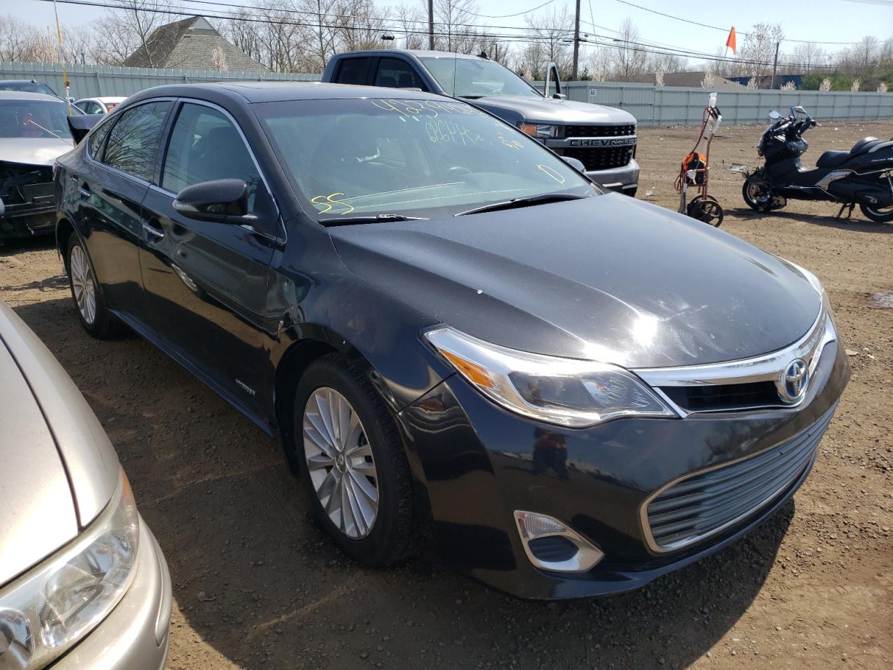 TOYOTA AVALON 2015 with VIN 4T1BD1EB6FU042425 - Photo from auction
