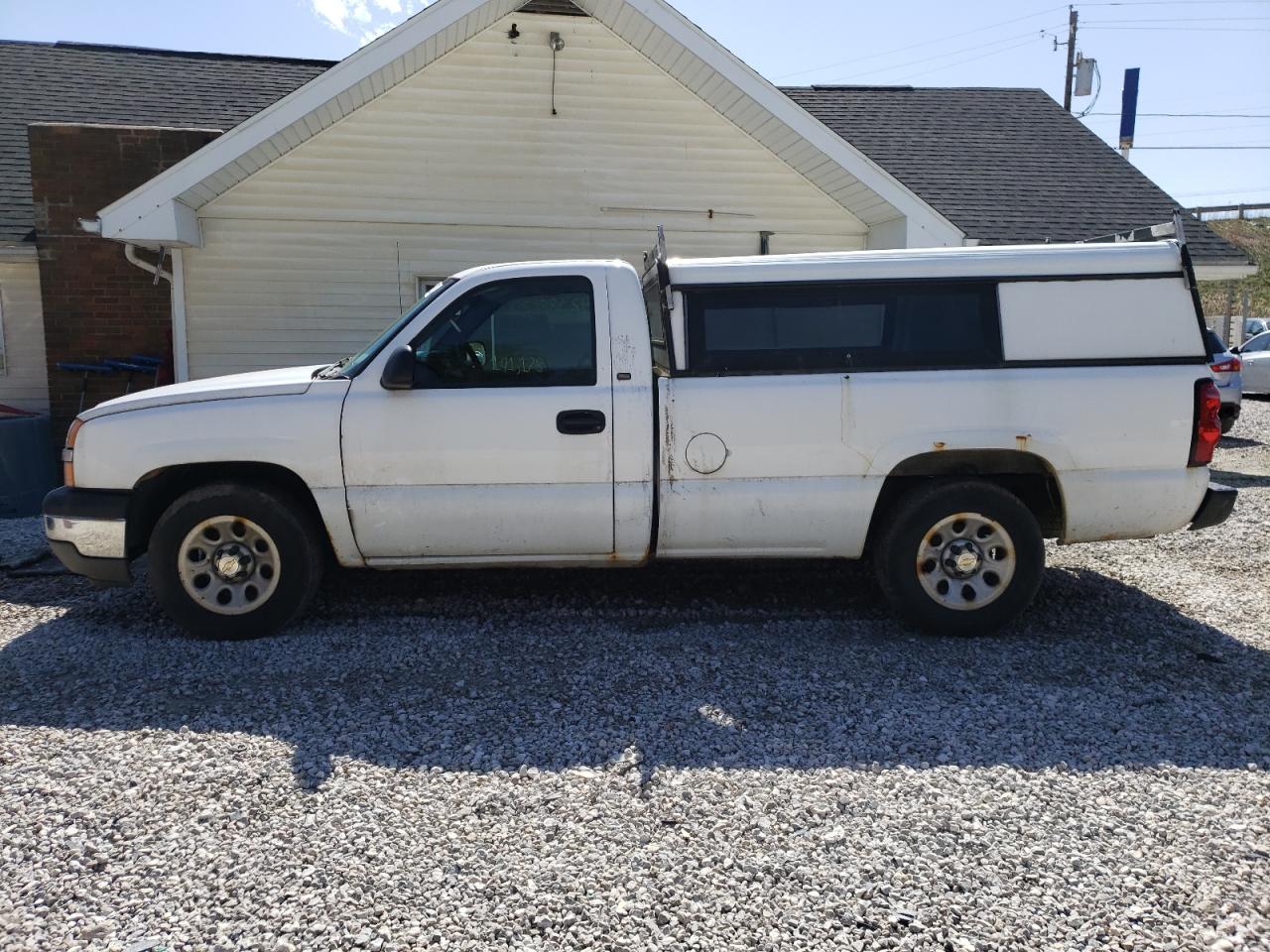 Photo 9 from auction – 2005 CHEVROLET SILVERADO with VIN 1GCEC14X35Z276847