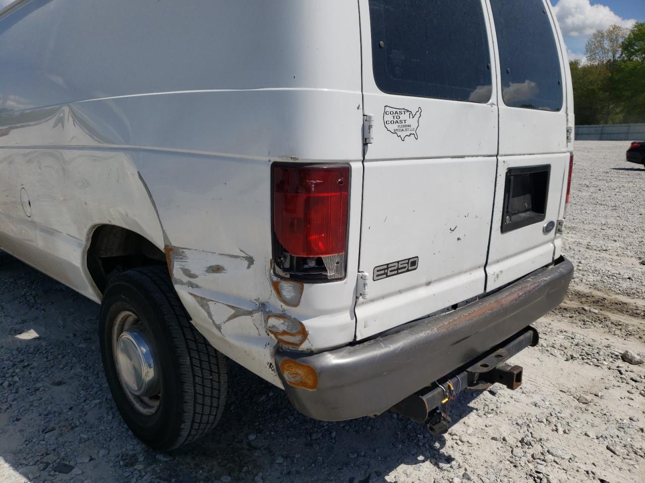 Photo 9 from auction – 2005 FORD ECONOLINE with VIN 1FTNE24WX5HB25470