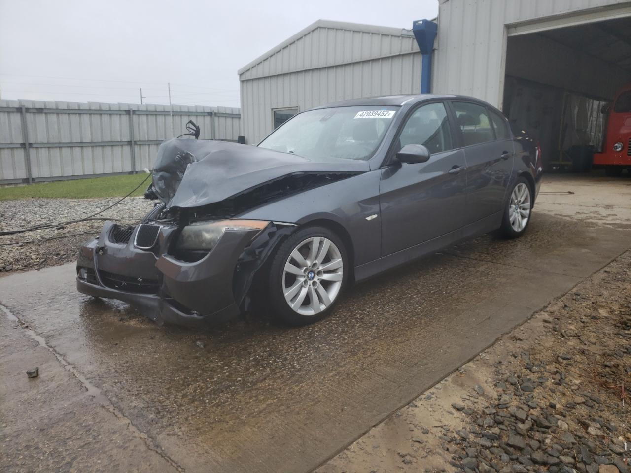 Photo 2 from auction – 2006 BMW 325 I with VIN WBAVB13576PT21284