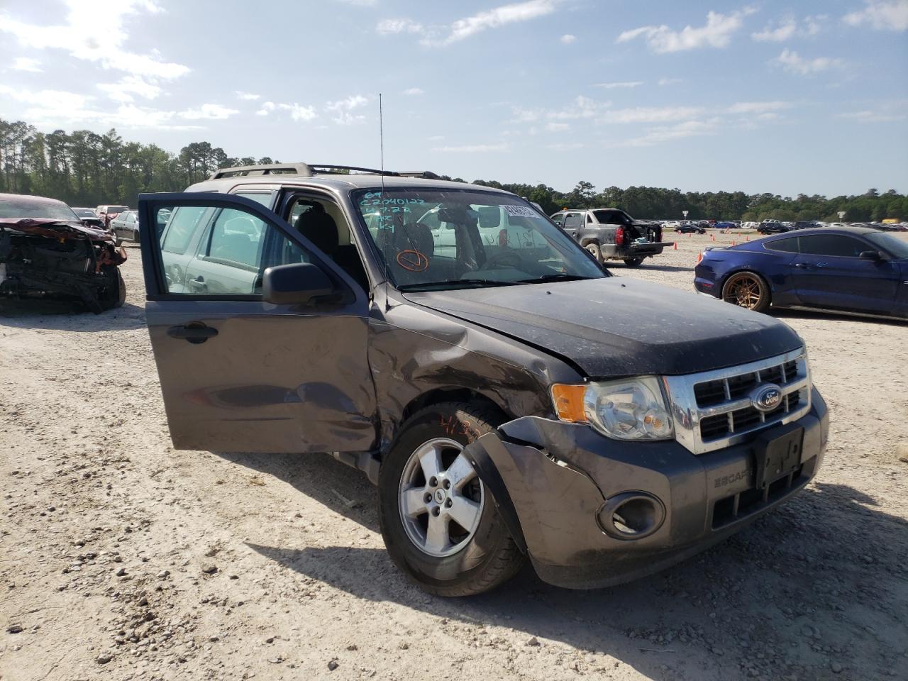 FORD ESCAPE XLS 2012 with VIN 1FMCU0C74CKC43373 - Photo from auction