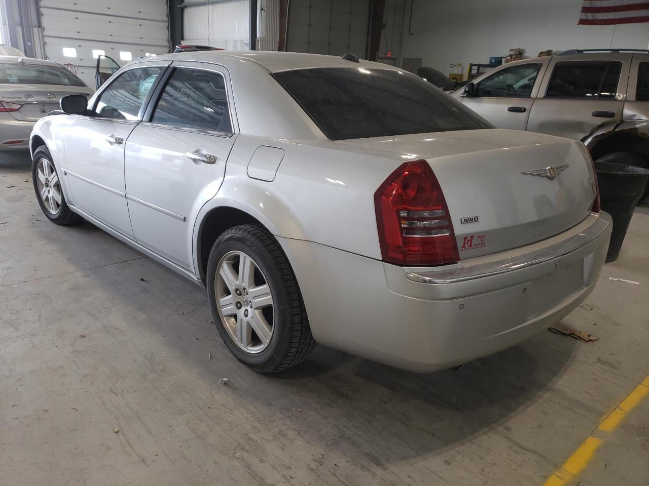 Photo 3 from auction – 2005 CHRYSLER 300C with VIN 2C3AK63H95H622848