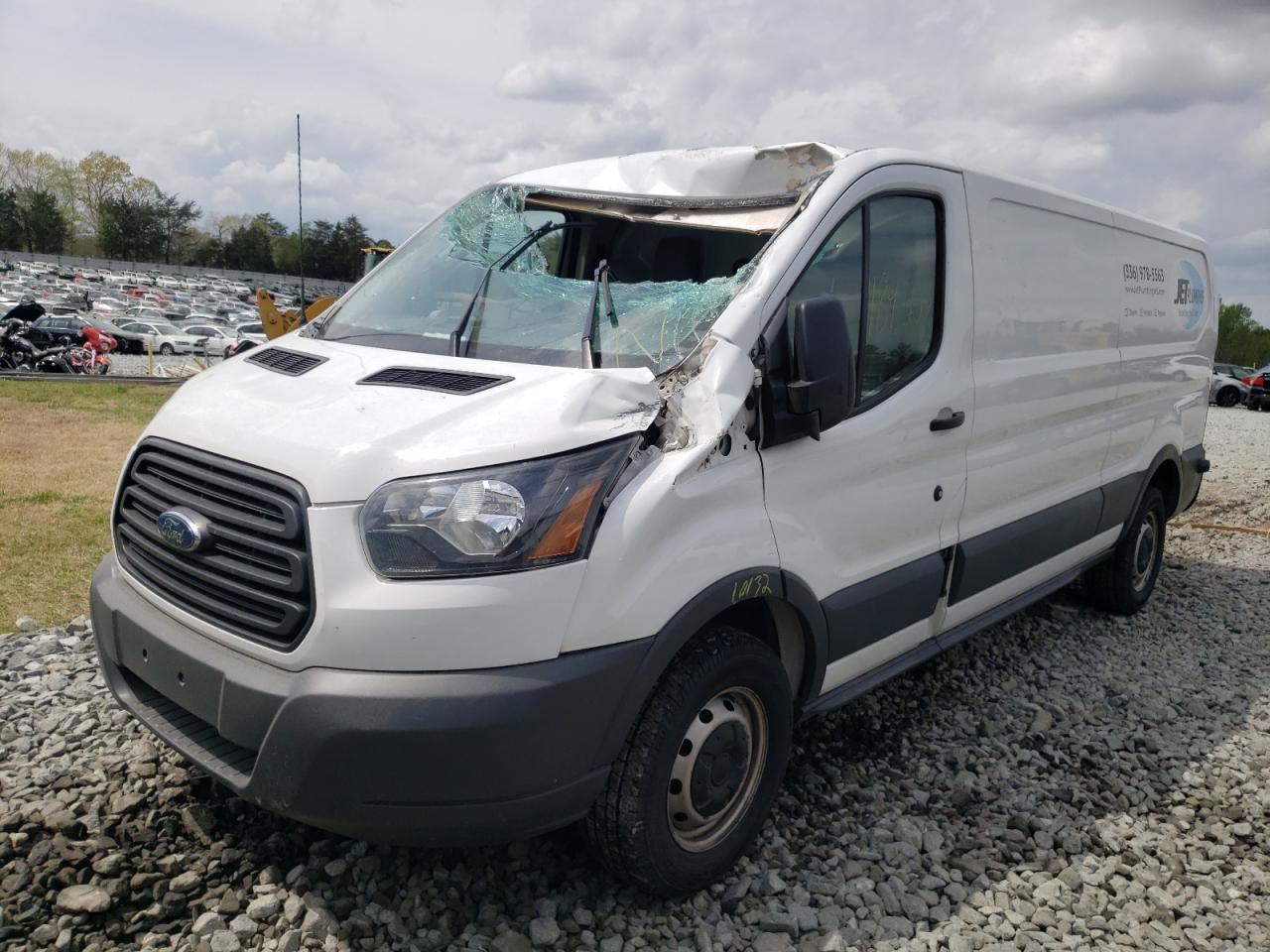 Фото 2 с аукциона – 2016 FORD TRANSIT T- с VIN 1FTYR2YM3GKA94627