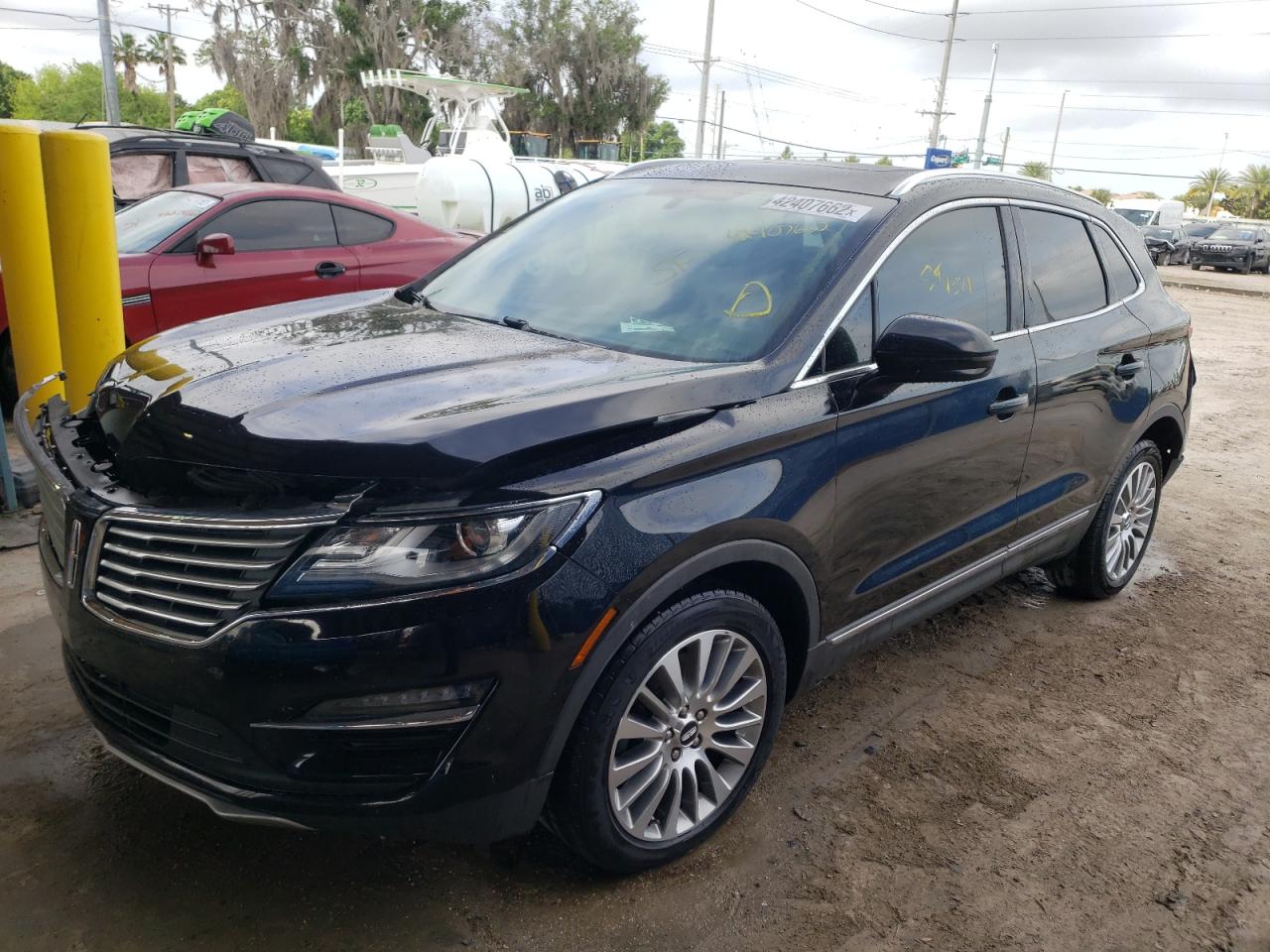 Photo 2 from auction – 2017 LINCOLN MKC RESERV with VIN 5LMCJ3C91HUL46741