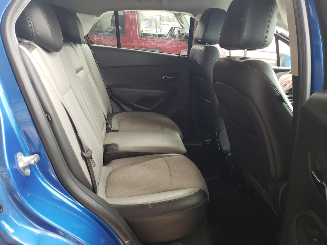 Photo 6 from auction – 2015 CHEVROLET TRAX 1LT with VIN KL7CJRSB3FB264420