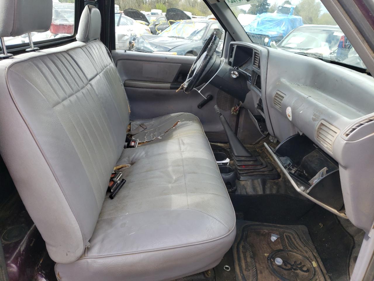 Photo 5 from auction – 1994 FORD RANGER with VIN 1FTCR10A2RTA21574
