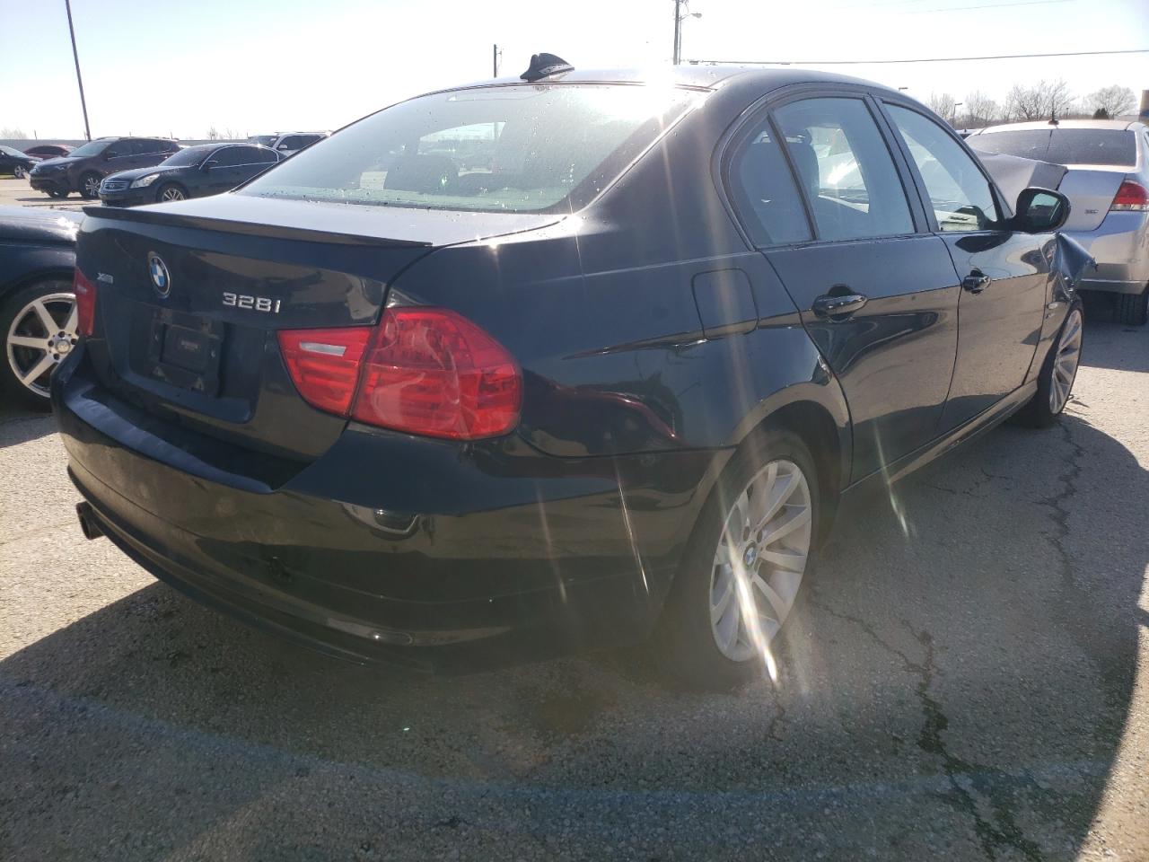 Photo 4 from auction – 2011 BMW 328 XI with VIN WBAPK7C50BF196835